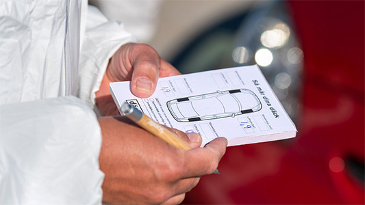 Dags att kolla däcken – däckrazzior nästa vecka